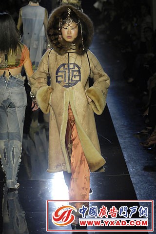 Jean Paul Gaultier ԭʼԸ